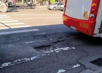«¿Qué tal menos hablar y más hacer?»: el estado de Cuatro Caminos exaspera a los vecinos y a la FAV