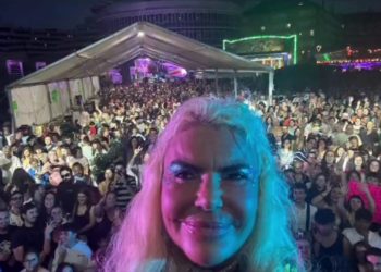 El «increíble» cumpleaños de Leticia Sabater en La Calzada: tarta, Karol G y ni un alfiler en El Arbeyal