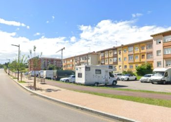 El conflicto en La Tejerona escala: un centenar de vecinos rechaza que ‘Esto ye Ciares’ le represente