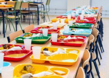 Luz verde a la implantación de la ‘línea caliente’ en los comedores escolares de Gijón, por casi 19 millones