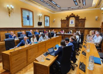 «Nosotros cuando nos equivocamos, rectificamos», apunta Barcia al PSOE respecto a la prohibición de patinetes