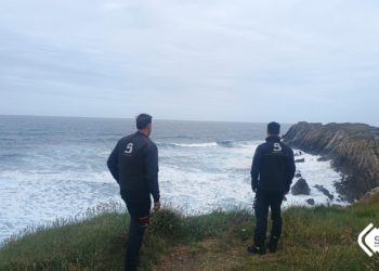 Tierra, mar y aire se movilizan para encontrar a un octogenario desaparecido en Piedras Blancas