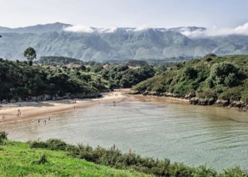 La mejor playa de España está en Asturias: así es el rincón que conquista a miles de viajeros