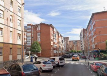 Robó la tarjeta a su jefe, le ‘sableó’ más de 13.500 euros, y hoy piden para ella busca y captura por no acudir al juicio