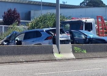 Tragedia en la AS-II: un conductor de 86 años muere tras el choque frontal de dos vehículos en Gijón