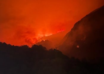 Día de calor, incendios en el horizonte: estos son los veintitrés concejos en riesgo ‘muy alto’ por el fuego