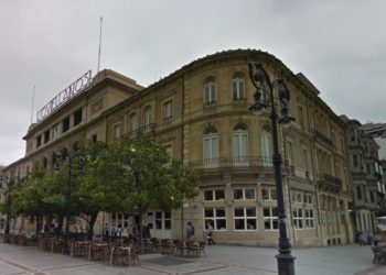 ¿Quiere que el Café Dindurra sea suyo? Solo necesita dos millones de euros en el banco… Y una pizca más