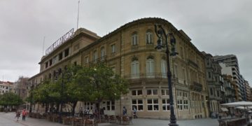 ¿Quiere que el Café Dindurra sea suyo? Solo necesita dos millones de euros en el banco… Y una pizca más