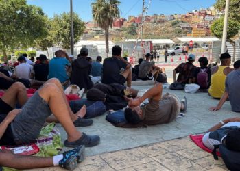 Salud aportará vacunas a Ceuta, sí, pero con mesura: éstas son aquellas de las que Asturias anda escasa