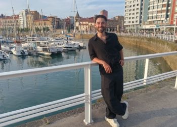 Daniel Roces (bailarín): «Me volvería loco bailar en Gijón; no he podido hacerlo nunca aquí»