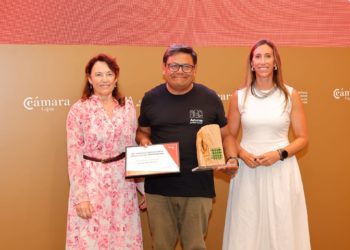 «Es el momento de crear una ruta del vino en Asturias», afirma el premio Visita Gijón a ‘Trayectoria Académica’ Francisco Muñoz