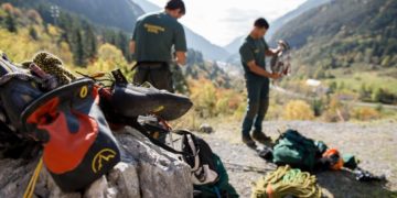 Un hombre fallece en Somiedo al caer por un desnivel de 200 metros mientras realizaba una ruta de montaña