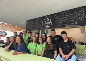 La Cantina, la parada obligada de FIDMA: bocadillos, hamburguesas y ambiente familiar detrás del Telecable
