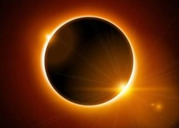 La cuenta atrás para el eclipse entra en su fase decisiva: ¿Qué día se sabrá si las nubes dejarán verlo en Asturias?