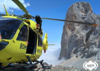 La mala fortuna azota el Urriellu: un montañista evacuado tras quemarse con agua hirviendo en el refugio