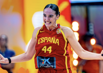 Iyana Martín la rompe en el Mundial: la asturiana de 20 años que acaba de hacer historia con España