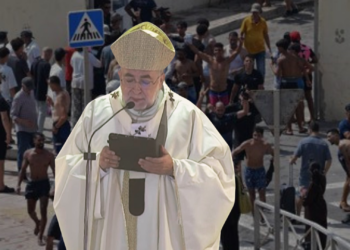 «No son simplemente ‘moros en la costa'»: la polémica homilía de Sanz Montes en el Día de Asturias