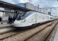 Cinco horas ‘tirados’ en Campomanes: una avería eléctrica deja varado el AVE de las 5.58 a Madrid