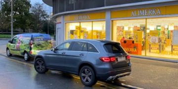 La plantilla de Alimerka pasa a la segunda fase de sus reivindicaciones y se lanza a las movilizaciones
