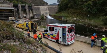 Nueva tragedia laboral en Asturias: herido grave un obrero que cayó desde doce metros en Sobrescobio