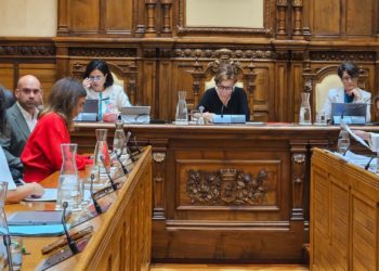 Foro, PP y Oliver Suárez entierran la posibilidad de que el ‘caso Divertia’ escale a la Sindicatura de Cuentas