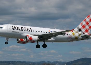 Asturias ya vuela hacia Florencia: Volotea inaugura su nueva conexión aérea directa con la ciudad italiana