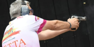 El agente gijonés Eugenio Alonso firma dos podios en el Campeonato de Asturias de recorridos de tiro de arma corta