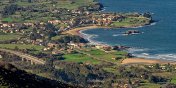 Los dueños de la finca del proyecto urbanístico en La Isla dudan de la objetividad e imparcialidad con la que se tramita el expediente