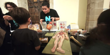 Gijón vivirá el viernes la Noche Europea de los Investigadores con un laboratorio abierto de 14 puestos en la Colegiata