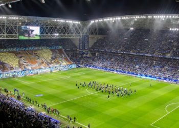 La agresión en San Mateo se cuela en el derbi: Sumar pide a Oviedo y Sporting «un gesto conjunto contra el odio y la violencia»