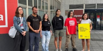 Un desahucio en Nuevo Roces enfrenta a VIPASA y al Sindicato de Inquilinas por la situación de una madre y su hija de 9 años
