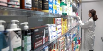 La primera farmacia de Nuevo Roces, cada vez más cerca: la lucha de los vecinos da sus primeros frutos