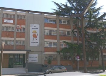 Filtraciones de agua e intervenciones pendientes: SUATEA alerta de la situación en el Rey Pelayo y en Los Campos