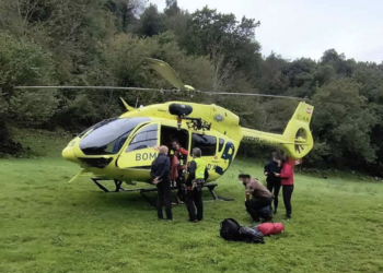 Lo que debía ser una visita a una cueva de Asturias terminó con un espectacular rescate aéreo
