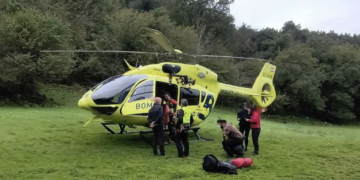 Lo que debía ser una visita a una cueva de Asturias terminó con un espectacular rescate aéreo