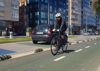 La bicicleta busca más espaciu nes ciudaes asturianes