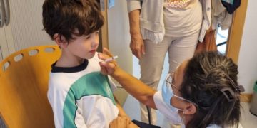 La vacuna contra la gripe que llega por la nariz para los niños asturianos: Salud amplía la campaña hasta los 13 años