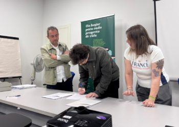 El calvario del ‘bloque en lucha’ de Río Piloña llega a su fin: «¡Ya tenemos nuestros contratos!»
