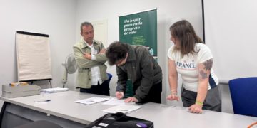 El calvario del ‘bloque en lucha’ de Río Piloña llega a su fin: «¡Ya tenemos nuestros contratos!»