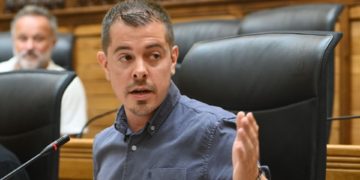 IU arremete en el Pleno contra el pacto del Gobierno con Vox en EMVISA: «Es el orgasmo de la ultraderecha»