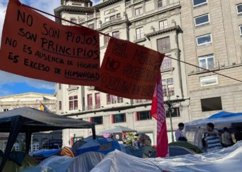 UGT y CCOO exigen que el Gobierno que salga de las urnas el 29N ponga fin a la crisis de la vivienda