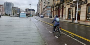 La familia de la niña accidentada en el carril bici del Muro demandará al Ayuntamiento si no se modifica el tramo