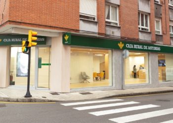 El Natahoyo estrena su nueva oficina de Caja Rural de Asturias: «Queremos estar cerca de nuestros clientes»