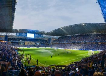 Nueve condenados por los disturbios del Oviedo-Sporting de 2021: asumen prisión y no podrán entrar en ningún campo de fútbol