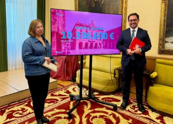 El Ayuntamiento condena «rotundamente» el rajado de las ruedas de una furgoneta de entidades sociales utilizada por Mar de Niebla