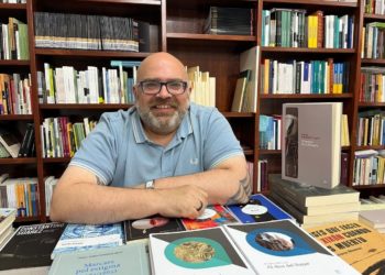 El XXXII Premiu Xuan María Acebal de poesía ye pa Rodríguez Valdés por ‘Histories d’una familia obrera’