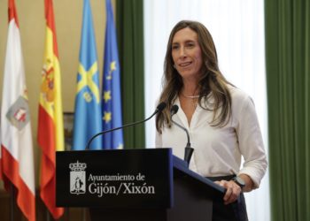 Pumariega no renuncia a nada: seguirá como vicealcaldesa aunque ocupe un escaño en Madrid