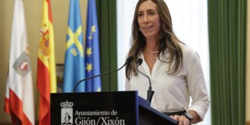 Pumariega no renuncia a nada: seguirá como vicealcaldesa aunque ocupe un escaño en Madrid