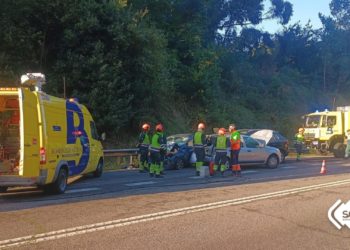 Cuatro heridos, entre ellos un menor, en una colisión múltiple en la carretera entre Salinas y Avilés