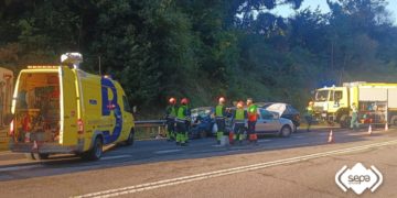 Cuatro heridos, entre ellos un menor, en una colisión múltiple en la carretera entre Salinas y Avilés